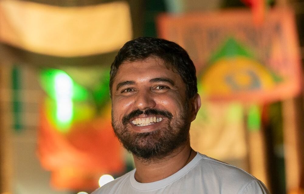 “Fomos gigantes”: Prof. Vinícius Machado conquista milhares de votos e  promete seguir na luta: “agora é reeleger Lula”