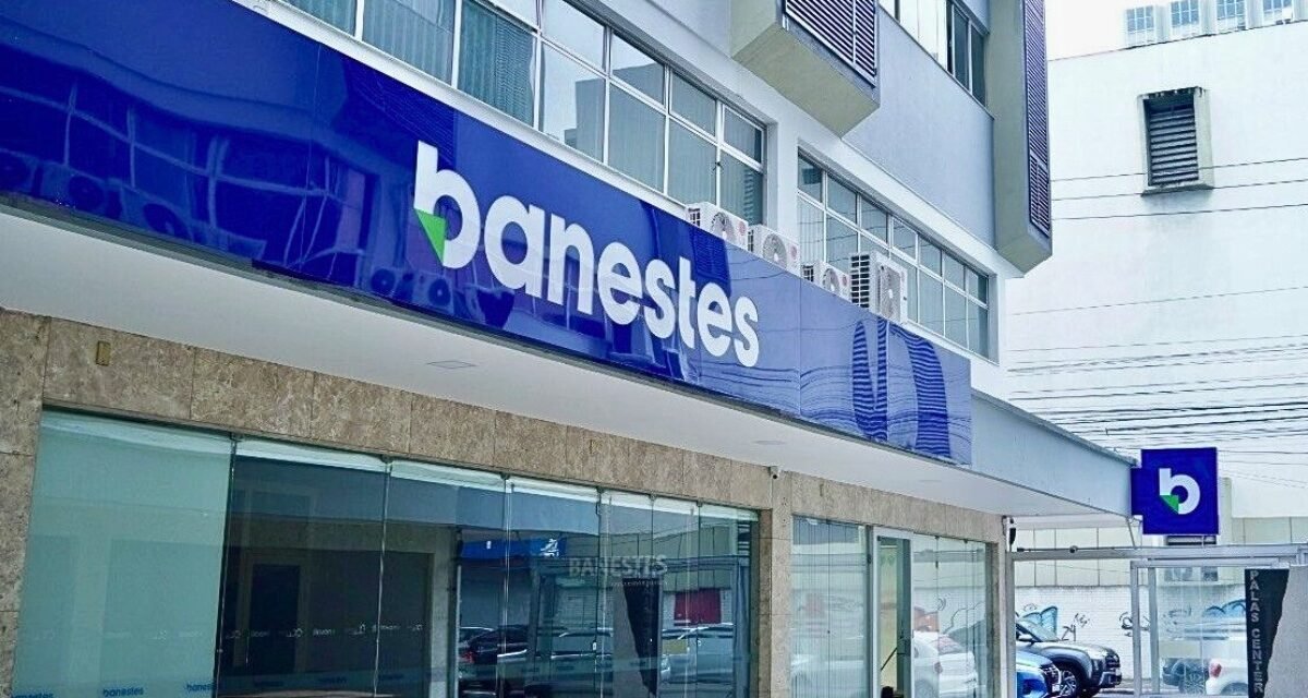 Congresso debate futuro do Banestes e alerta contra privatização