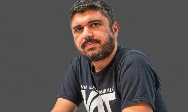 Dia do Servidor em Vila Velha: R$50 e nenhum motivo para comemorar. Três anos sem reajuste e anos sem concurso